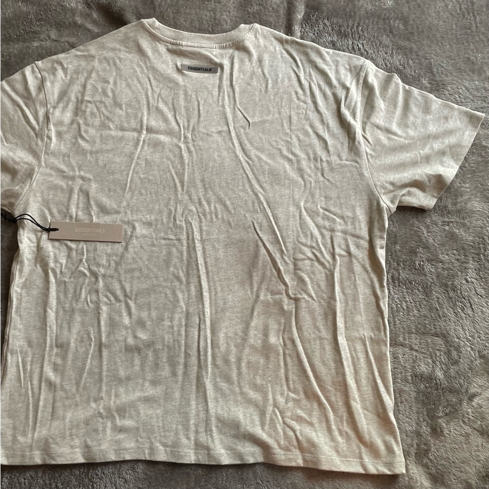 Unworn Essentials Tee - Picture 2 of 3
